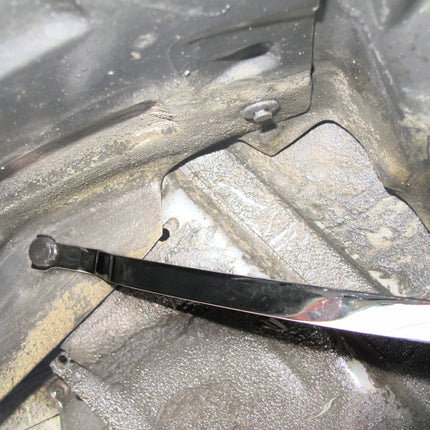 04623000 action shot of clip lifter 