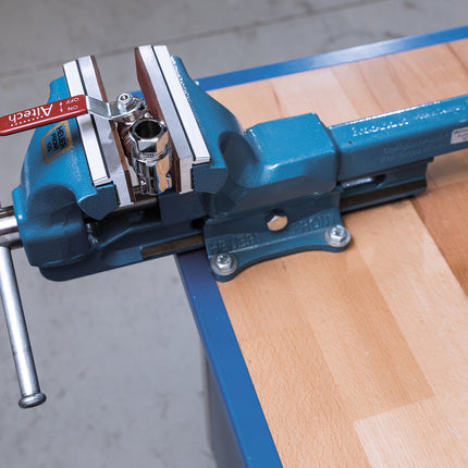 53321800 - Fibre Covered Magnetic Jaws 180mm