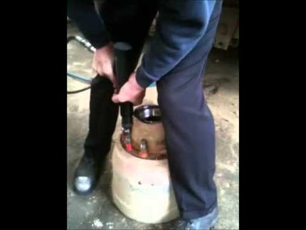 Vibro Impact Air Hammer Application Example video two